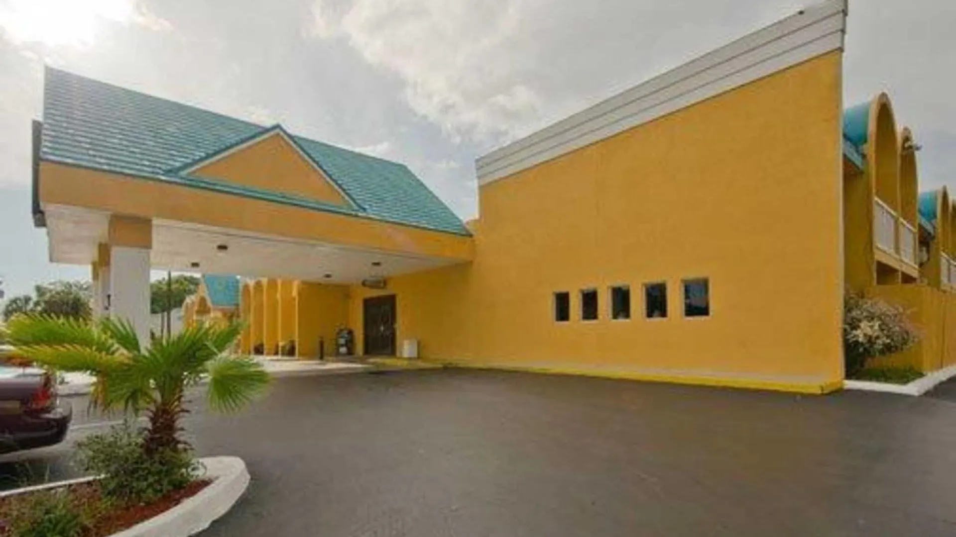 Econo Lodge Busch Gardens Tampa 2*,  USA